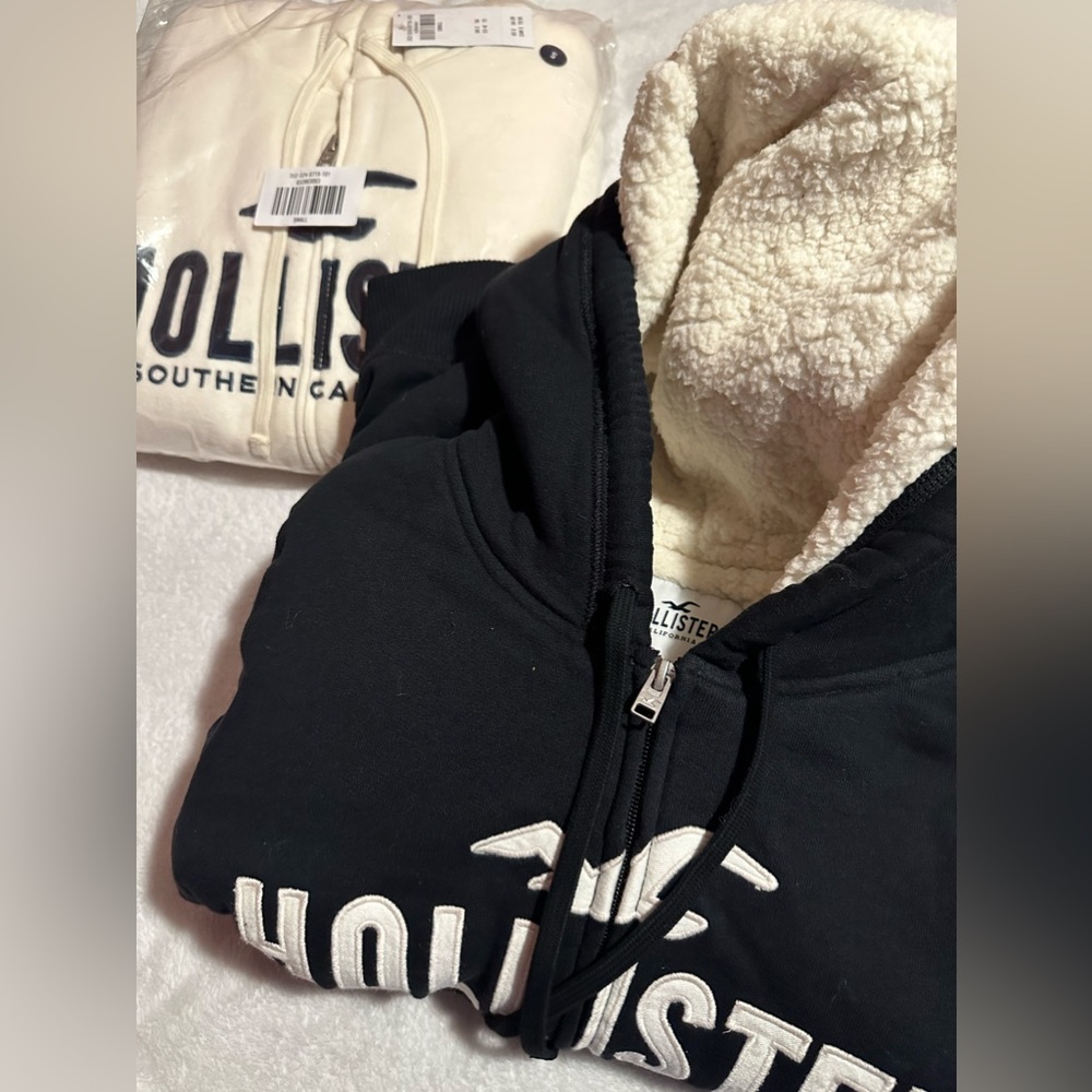 Hollister Sweatshirts